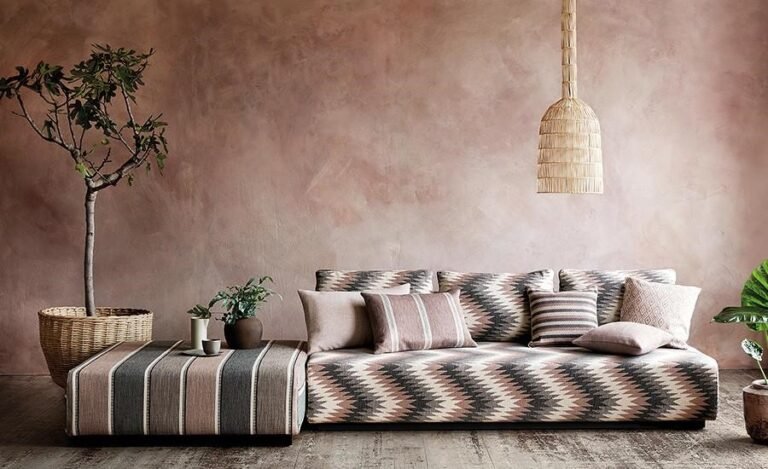 Top Wallpaper Trends in Dubai for 2025